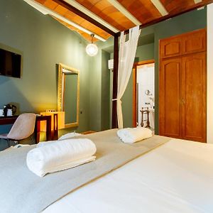 Les Monges Palace Boutique